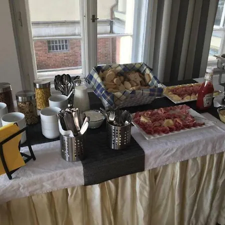 Alojamento de Acomodação e Pequeno-almoço Travellers House
